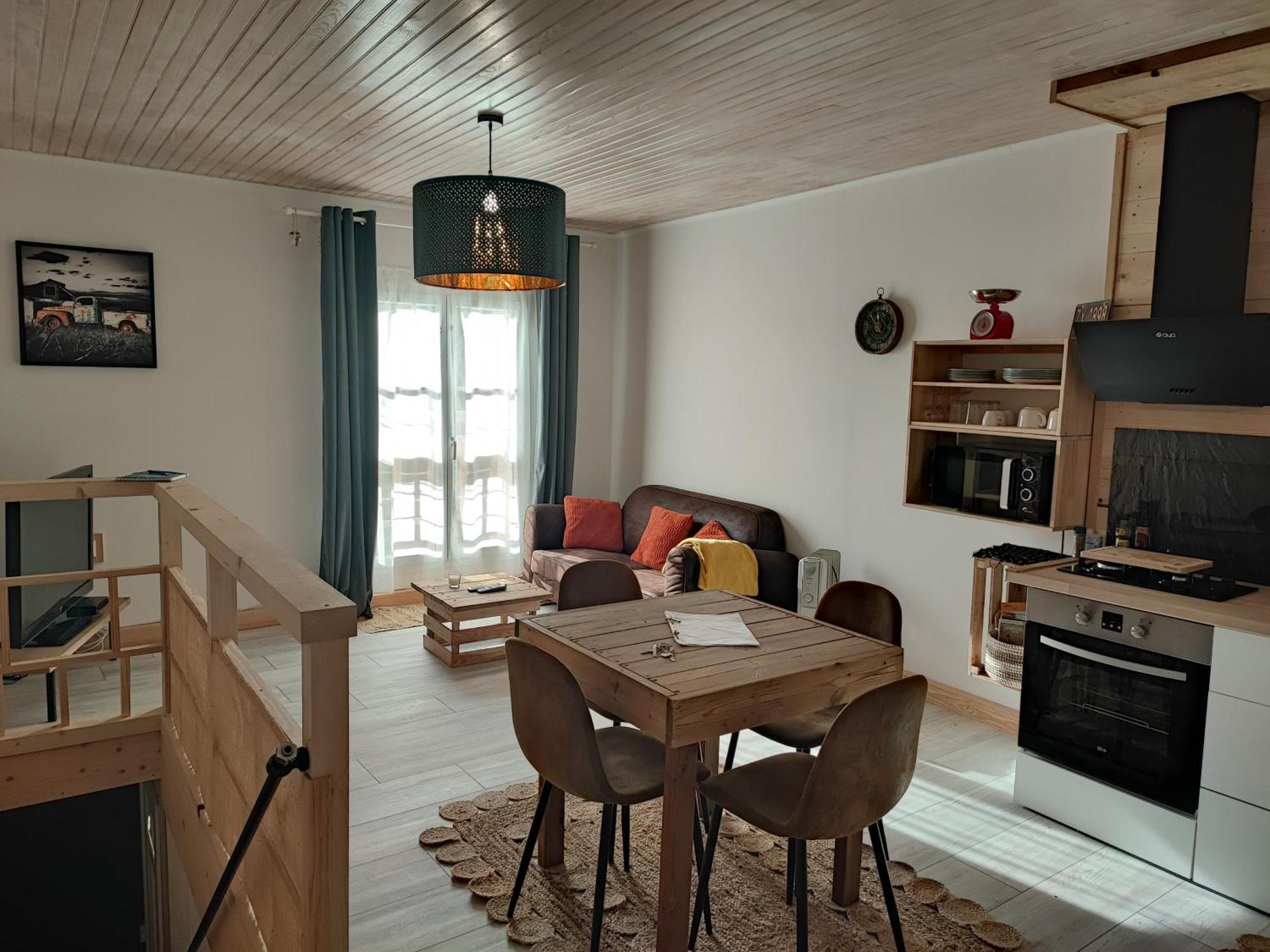Appartement Chez Marie Et Aymeric Bages  Exterior foto